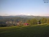 18 : 44
