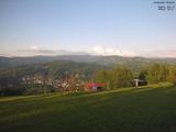 18 : 52