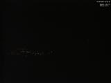 23 : 04