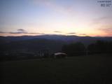 05 : 28