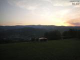 06 : 10