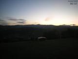 05 : 48