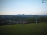 19 : 56