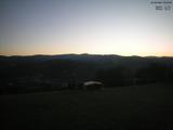 06 : 00