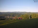 18 : 44