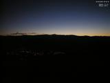 05 : 32