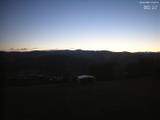 05 : 48