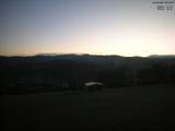 06 : 12