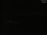 22 : 08
