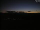 05 : 32