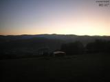 06 : 04