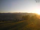 06 : 48