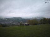 18 : 00