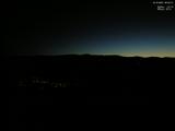 06 : 32