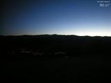 06 : 44