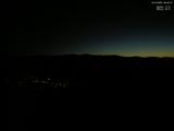 06 : 32