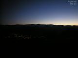 06 : 44