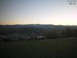 07 : 28