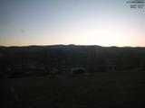 05 : 48