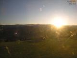 06 : 04