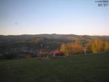 19 : 56