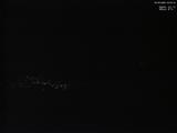 22 : 04
