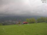09 : 40