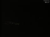 23 : 04