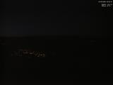 22 : 04