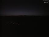 03 : 32