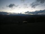 04 : 44