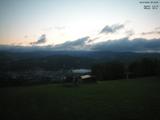 05 : 12