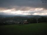 05 : 48