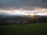 05 : 49