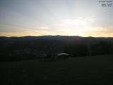05 : 44