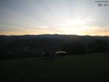 05 : 45