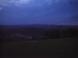 04 : 48