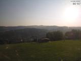 07 : 00