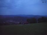 05 : 04