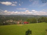 16 : 04