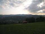 07 : 00