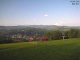 18 : 52