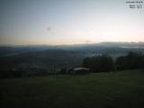 06 : 32