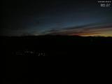 05 : 48