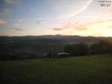 06 : 48