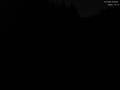 23 : 08