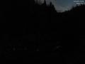 01 : 00