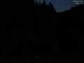04 : 00