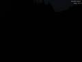 22 : 08