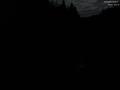02 : 00